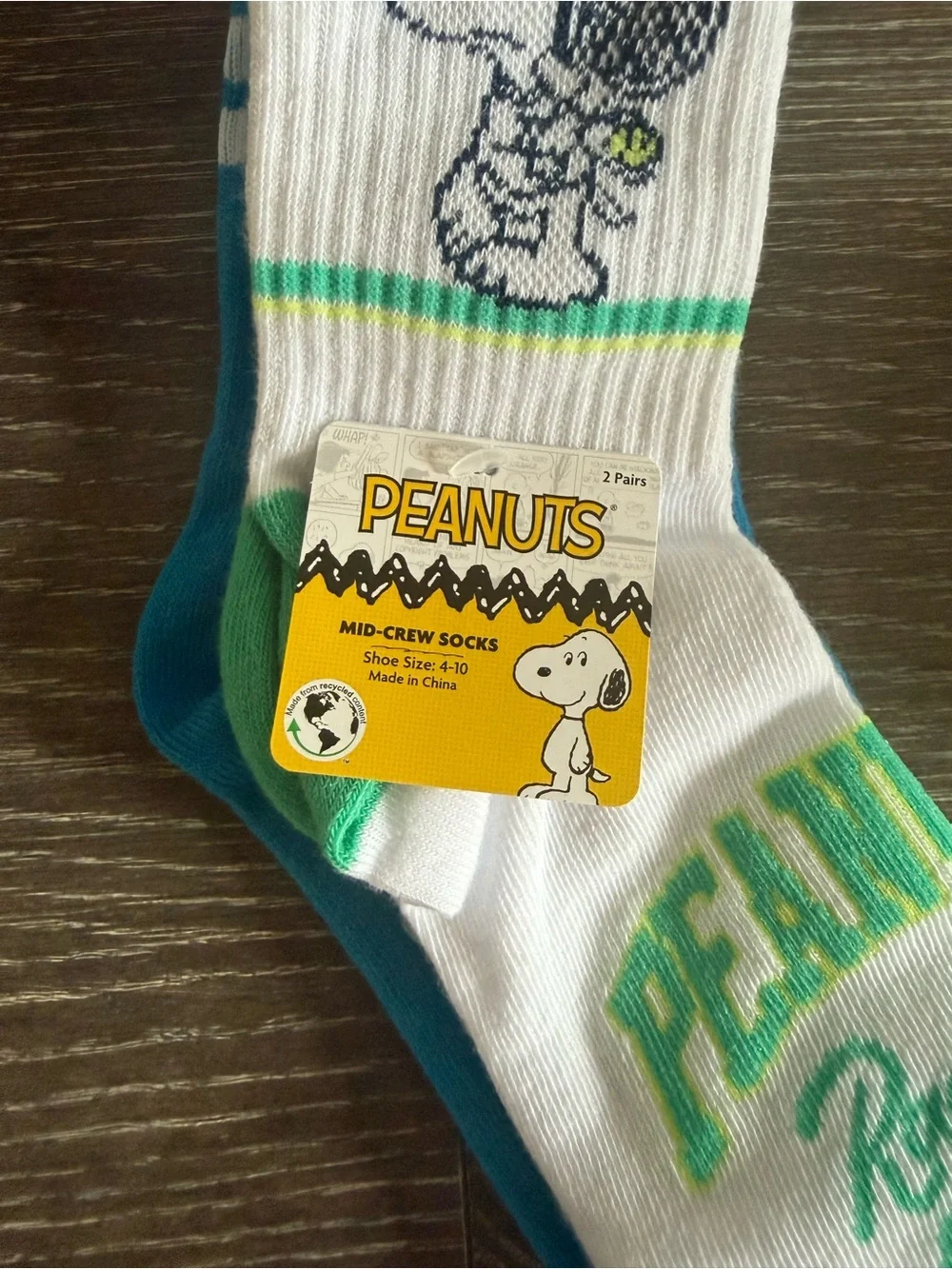NWT Peanuts Snoopy Mid-Crew Socks Racquet club 2 pairs